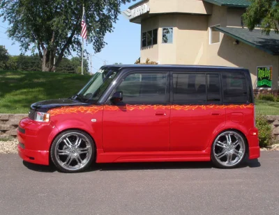 SCION - Image 2 of 31