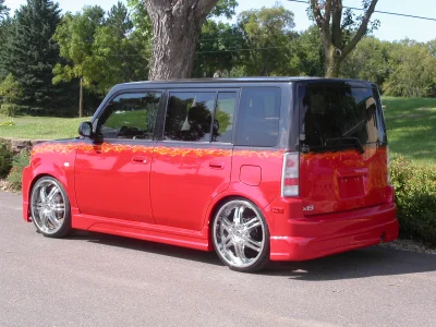 SCION - Image 4 of 31