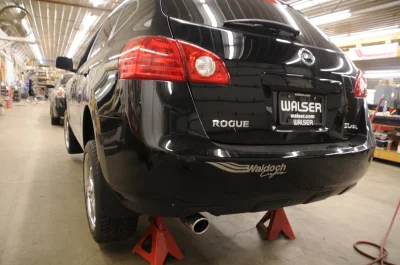 NISSIAN - Image 2 of 23