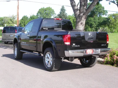 NISSIAN - Image 21 of 23