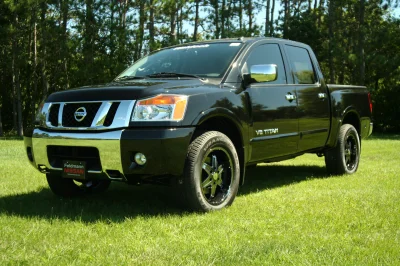 NISSIAN - Image 4 of 23