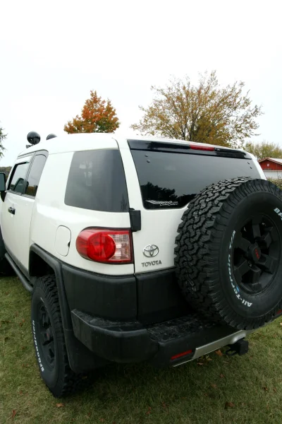 TOYOTA CUSTOM VEHICLES TACOMA'S FJ CRUISER - Image 14 of 25