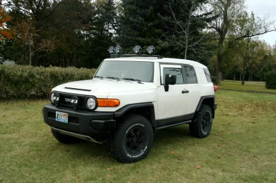 TOYOTA CUSTOM VEHICLES TACOMA'S FJ CRUISER - Image 5 of 25