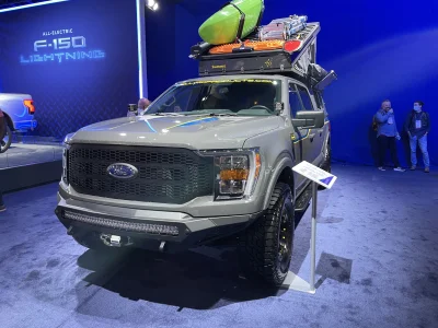 SEMA 2021 - Image 37 of 120