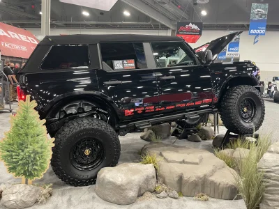 SEMA 2021 - Image 70 of 120