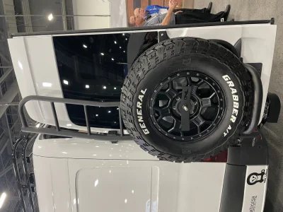 SEMA 2021 - Image 86 of 120