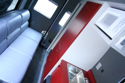 CAMPER TRAVELER - Image 10 of 32