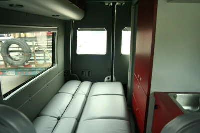 CAMPER TRAVELER - Image 14 of 32