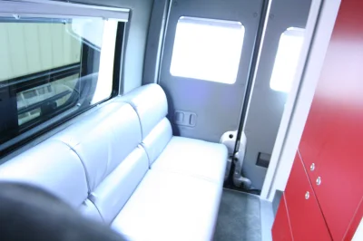 CAMPER TRAVELER - Image 2 of 32