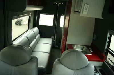 CAMPER TRAVELER - Image 32 of 32