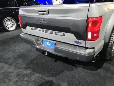 SEMA 2017 - Image 10 of 161