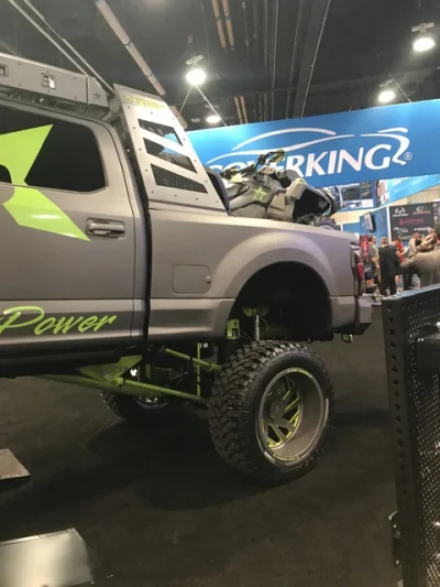 SEMA 2017 - Image 105 of 161