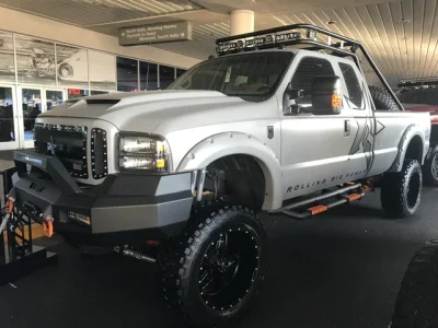 SEMA 2017 - Image 156 of 161