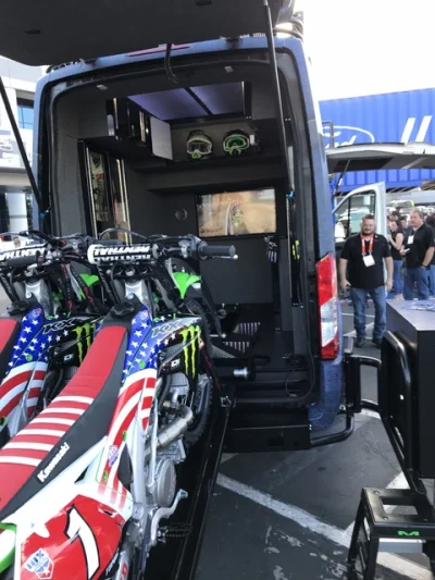 SEMA 2017 - Image 21 of 161