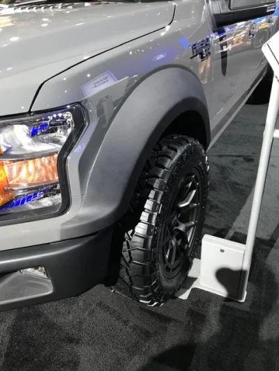 SEMA 2017 - Image 80 of 161