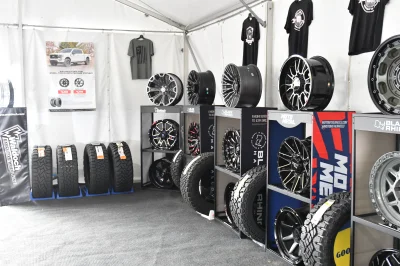 2023 MINNESOTA STATE FAIR - WALDOCH BOOTH - Image 12 of 747