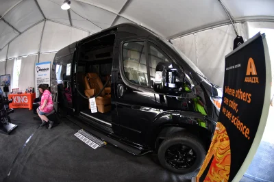 2023 MINNESOTA STATE FAIR - WALDOCH BOOTH - Image 2 of 747