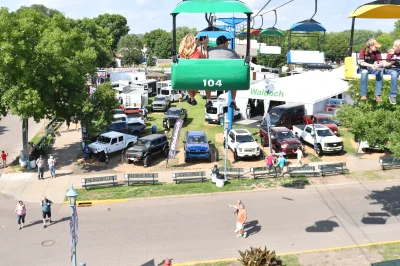 2023 MINNESOTA STATE FAIR - WALDOCH BOOTH - Image 210 of 747