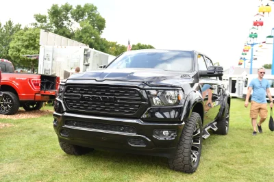 2023 MINNESOTA STATE FAIR - WALDOCH BOOTH - Image 22 of 747