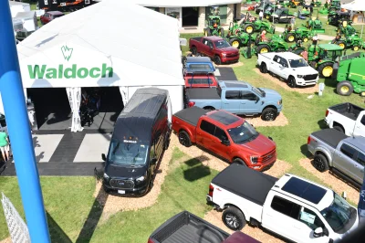 2023 MINNESOTA STATE FAIR - WALDOCH BOOTH - Image 258 of 747