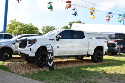 2023 MINNESOTA STATE FAIR - WALDOCH BOOTH - Image 381 of 747