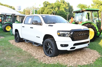 2023 MINNESOTA STATE FAIR - WALDOCH BOOTH - Image 717 of 747