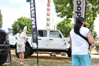 2023 MINNESOTA STATE FAIR - WALDOCH BOOTH - Image 90 of 747