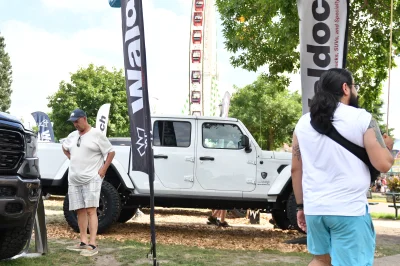 2023 MINNESOTA STATE FAIR - WALDOCH BOOTH - Image 91 of 747