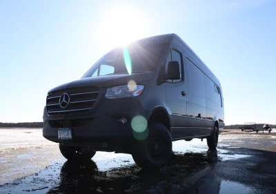 LIGHT CAMPER - Image 1 of 56