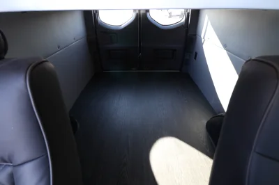 LIGHT CAMPER - Image 18 of 56