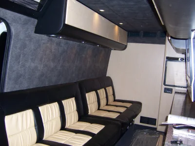 BUSINESS DISPLAY - Image 15 of 15