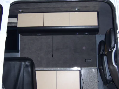 BUSINESS DISPLAY - Image 8 of 15