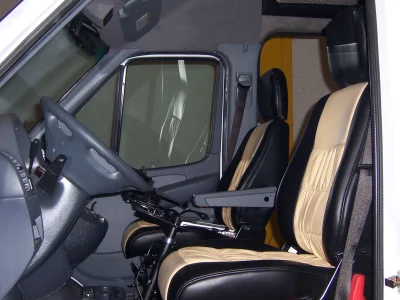 BUSINESS DISPLAY - Image 9 of 15