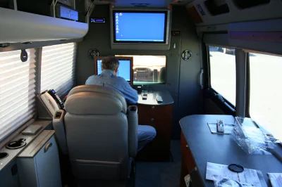 OFFICE TRAVELER - Image 2 of 42