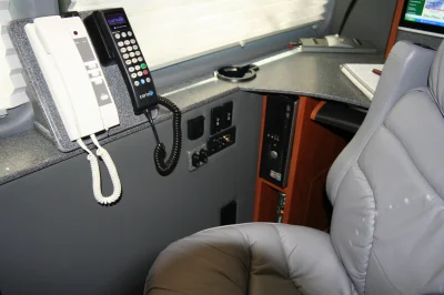 OFFICE TRAVELER - Image 9 of 42