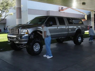 SEMA 2004 - Image 15 of 151