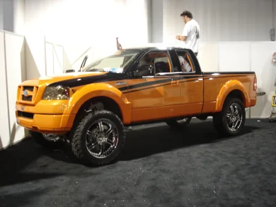 SEMA 2004 - Image 21 of 151