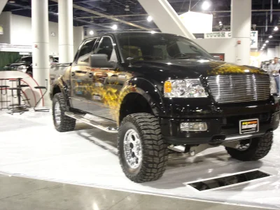 SEMA 2004 - Image 22 of 151