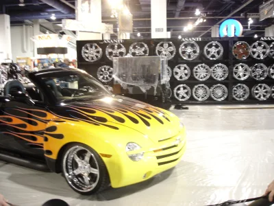 SEMA 2004 - Image 35 of 151