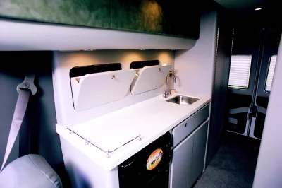 CAMPER P2 - Image 4 of 10