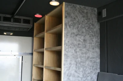 SWAT BOX VAN - Image 12 of 49