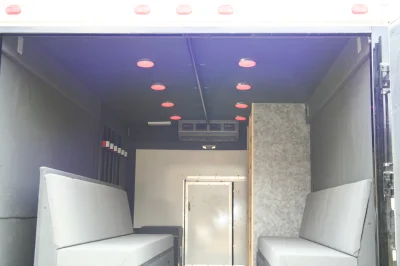 SWAT BOX VAN - Image 15 of 49