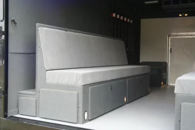 SWAT BOX VAN - Image 17 of 49