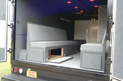 SWAT BOX VAN - Image 19 of 49