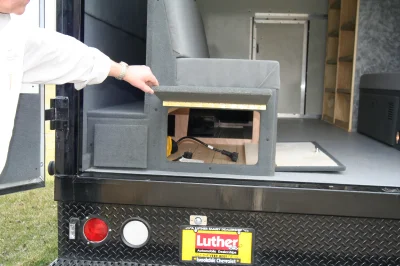 SWAT BOX VAN - Image 20 of 49