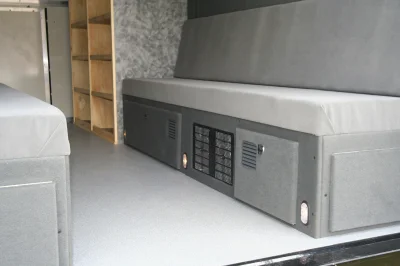 SWAT BOX VAN - Image 22 of 49