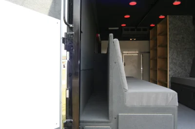 SWAT BOX VAN - Image 24 of 49