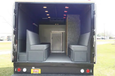 SWAT BOX VAN - Image 46 of 49