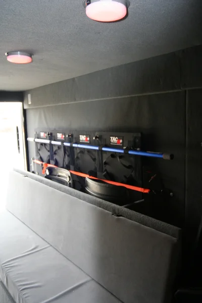 SWAT BOX VAN - Image 7 of 49