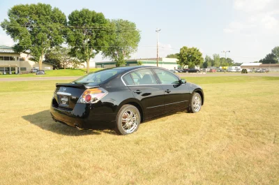 NISSAN CARS - Image 15 of 68